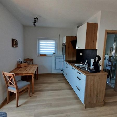 Appartement Moselferienweingut Schaefer à Wintrich Extérieur photo