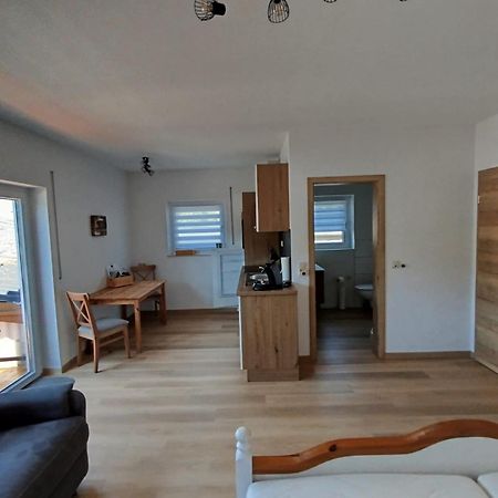 Appartement Moselferienweingut Schaefer à Wintrich Extérieur photo