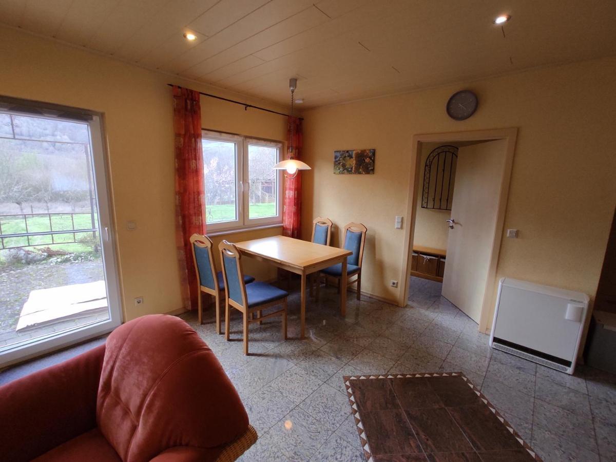 Appartement Moselferienweingut Schaefer à Wintrich Extérieur photo