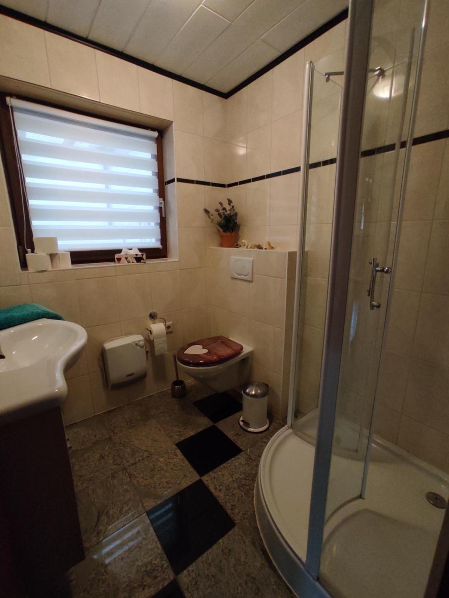 Appartement Moselferienweingut Schaefer à Wintrich Chambre photo